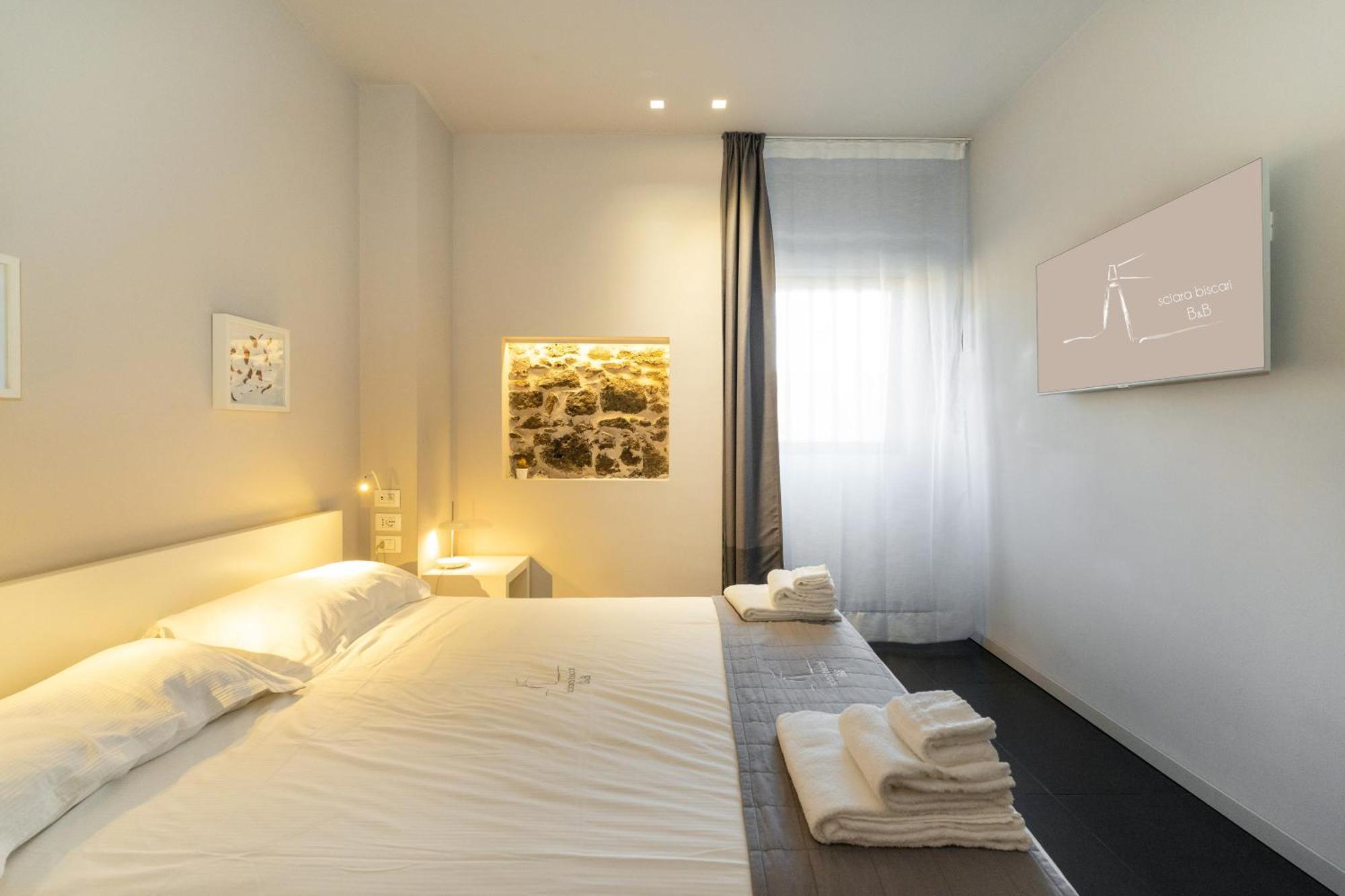Sciara Biscari 3*